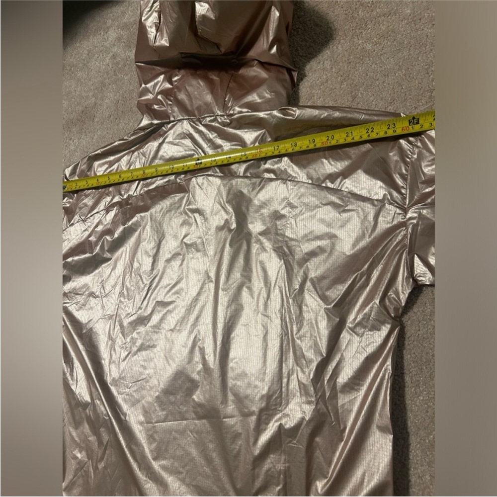 Under Armour Women's Windbreaker size S - Picture 10 of 15